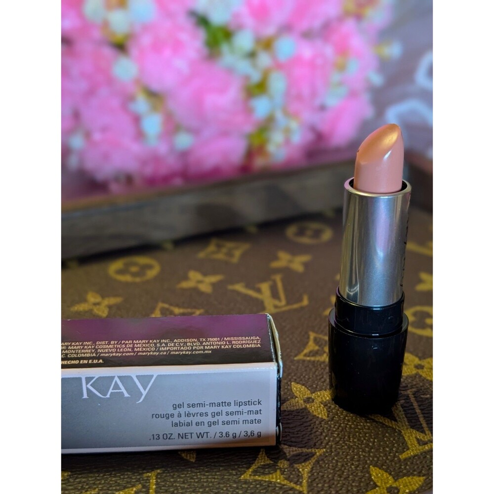 Mary Kay Gel Semi-Matte Lipstick – Bashful You – Nude – 0.13 oz (089640)
